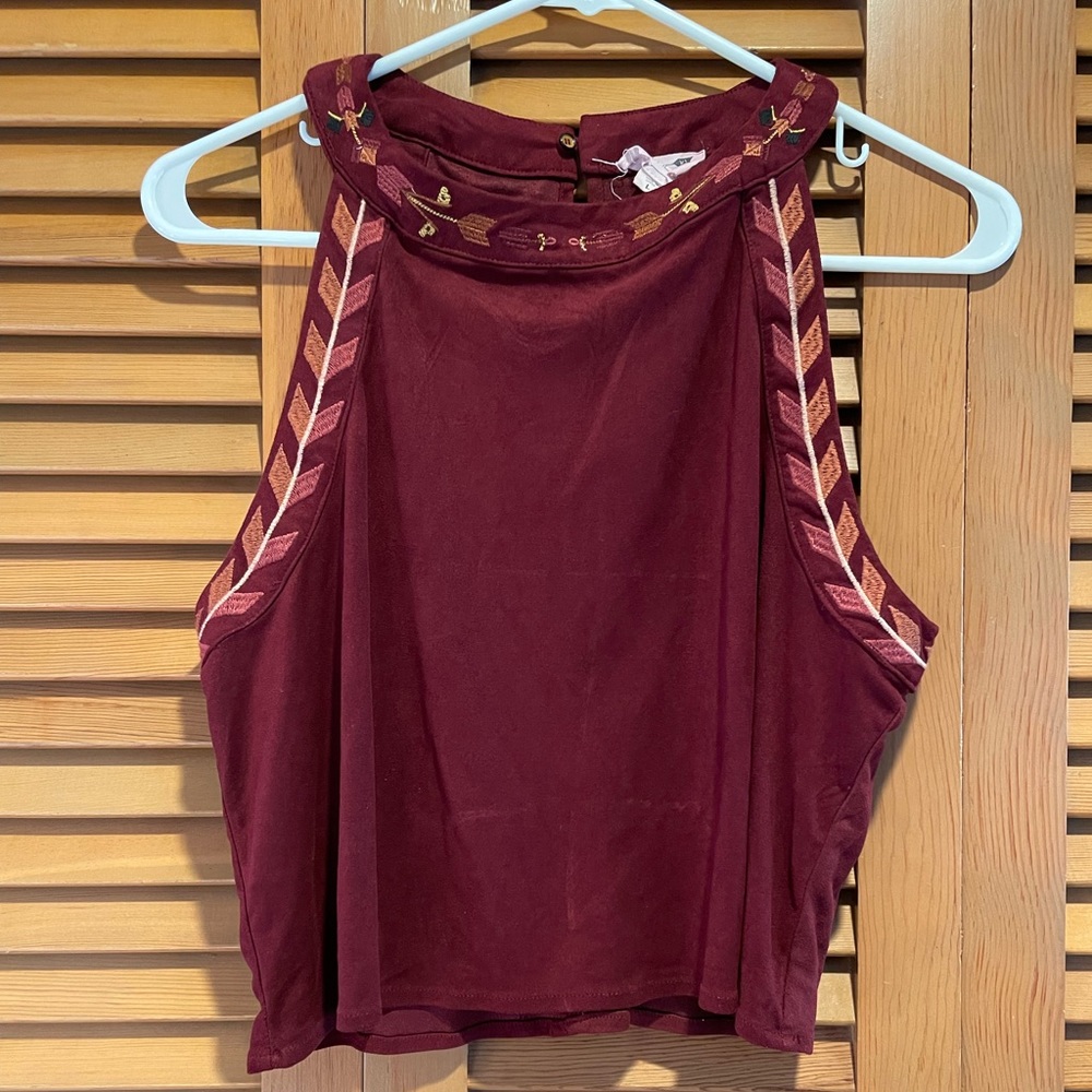 LA Hearts, maroon embroidered crop top, L